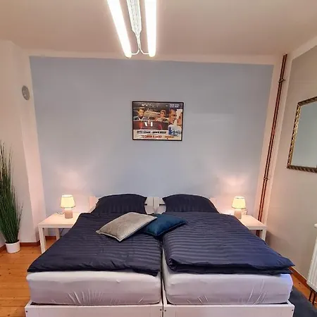 Modernes -room Cary Grant- Nahe Frankfurt Mit Miniküche